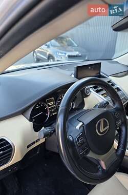 Позашляховик / Кросовер Lexus NX 2018 в 