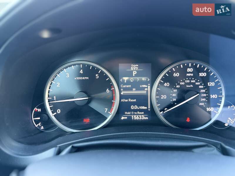 Позашляховик / Кросовер Lexus NX 2015 в Києві