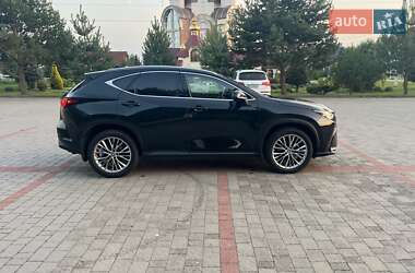 Внедорожник / Кроссовер Lexus NX 2022 в 