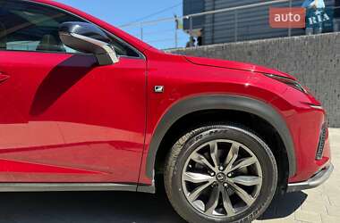 Позашляховик / Кросовер Lexus NX 2018 в 