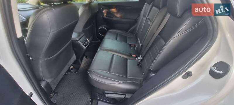 Внедорожник / Кроссовер Lexus NX 2015 в Каменском