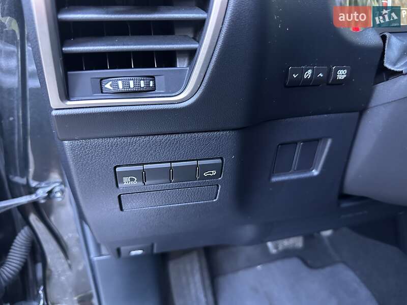 Внедорожник / Кроссовер Lexus NX 2019 в Днепре фото 21 Внедорожник / Кроссовер Lexus NX 2019 в Днепре