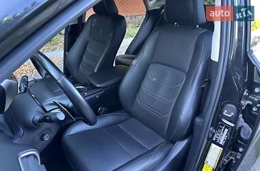 Позашляховик / Кросовер Lexus NX 2019 в 