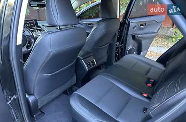 Позашляховик / Кросовер Lexus NX 2019 в 