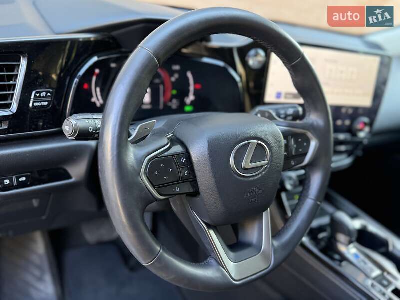 Внедорожник / Кроссовер Lexus NX 2022 в Одессе