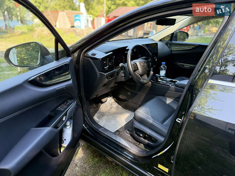 Позашляховик / Кросовер Lexus NX 2023 в Києві
