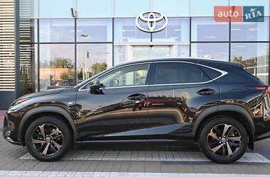 Внедорожник / Кроссовер Lexus NX 2019 в 