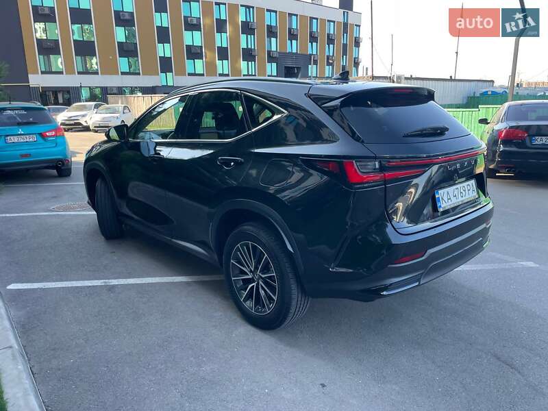 Внедорожник / Кроссовер Lexus NX 2022 в Киеве