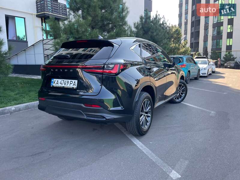 Внедорожник / Кроссовер Lexus NX 2022 в Киеве
