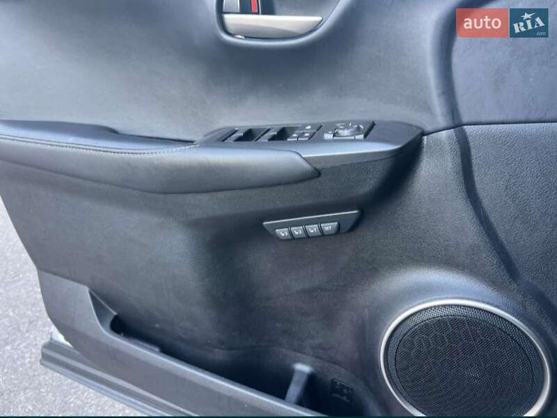 Внедорожник / Кроссовер Lexus NX 2016 в Белой Церкви