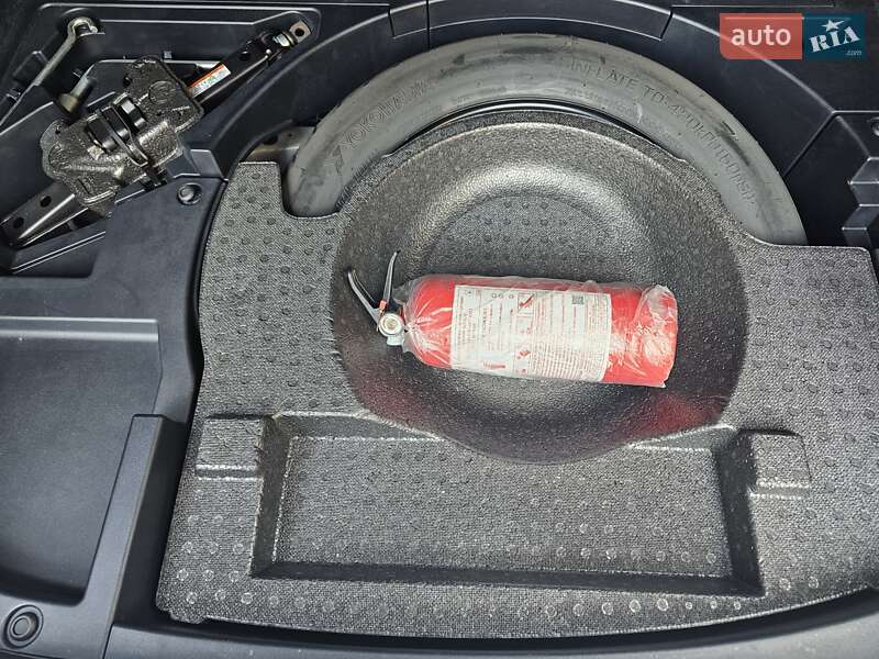 Внедорожник / Кроссовер Lexus NX 2019 в Киеве