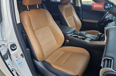 Внедорожник / Кроссовер Lexus NX 2019 в 