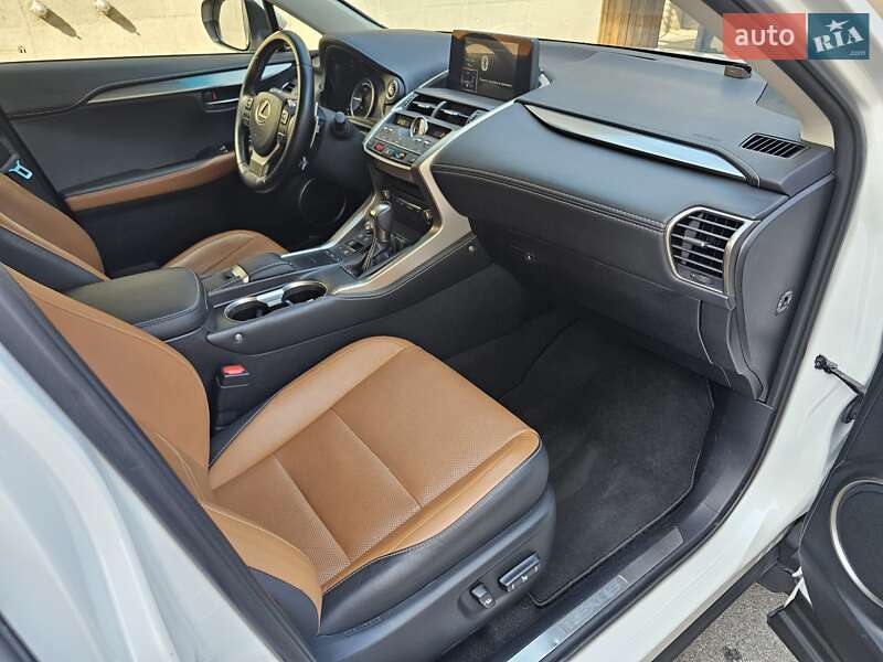 Внедорожник / Кроссовер Lexus NX 2019 в Киеве