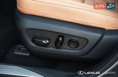Позашляховик / Кросовер Lexus NX 2023 в 