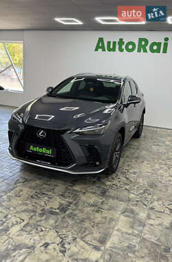 Позашляховик / Кросовер Lexus NX 2024 в 