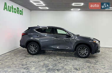 Позашляховик / Кросовер Lexus NX 2024 в 
