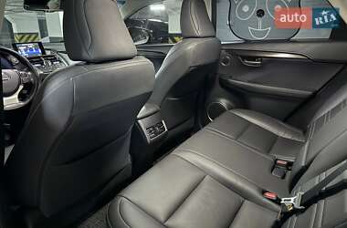 Позашляховик / Кросовер Lexus NX 2015 в 