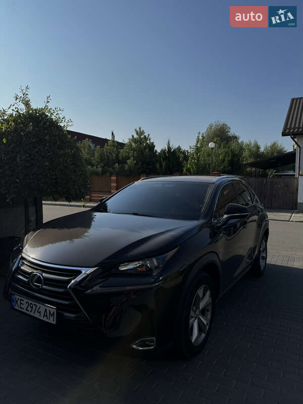 Lexus NX 2016