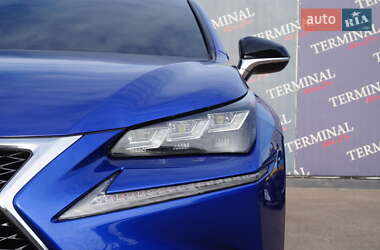 Позашляховик / Кросовер Lexus NX 2015 в 