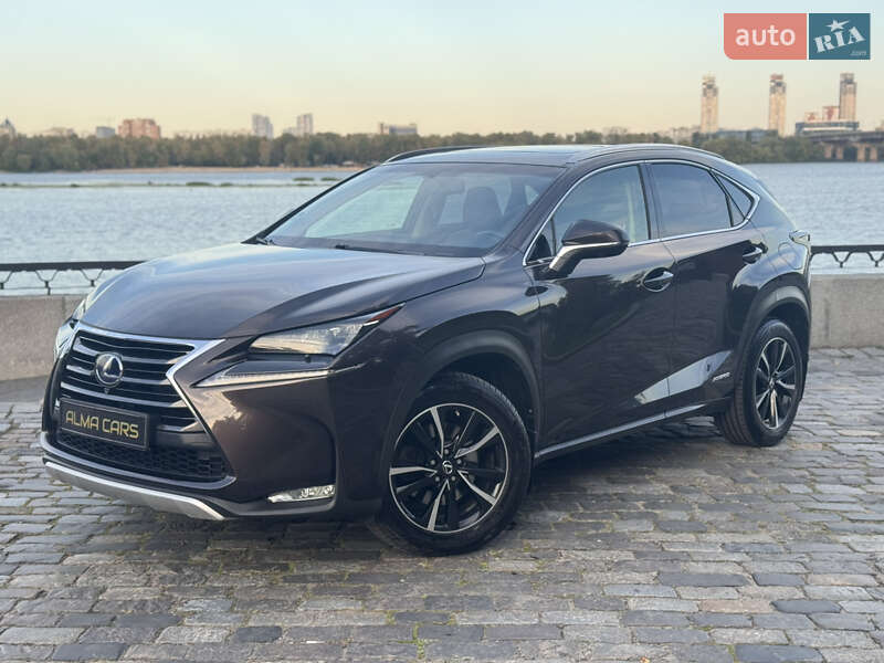 Внедорожник / Кроссовер Lexus NX 2015 в 