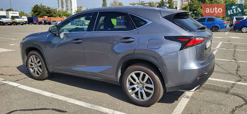 Внедорожник / Кроссовер Lexus NX 2015 в Киеве