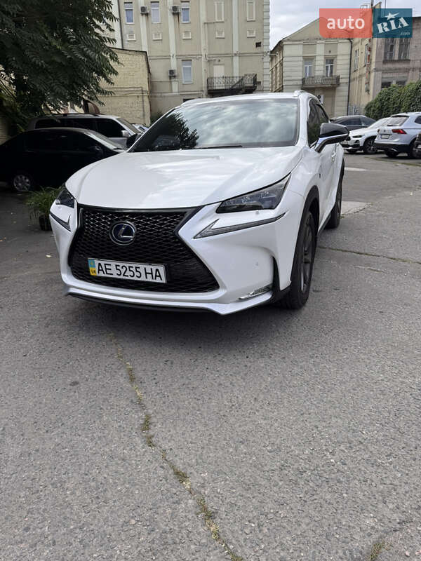 Внедорожник / Кроссовер Lexus NX 2014 в Днепре