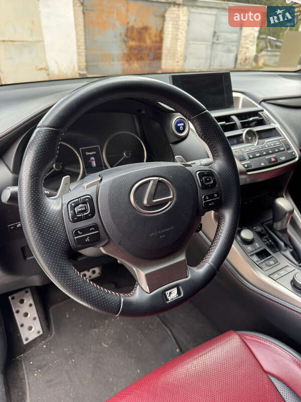 Внедорожник / Кроссовер Lexus NX 2014 в Днепре