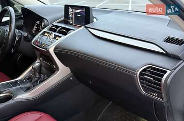 Позашляховик / Кросовер Lexus NX 2019 в 