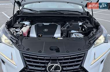 Позашляховик / Кросовер Lexus NX 2019 в 