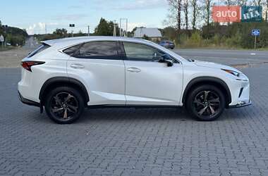 Внедорожник / Кроссовер Lexus NX 2020 в 