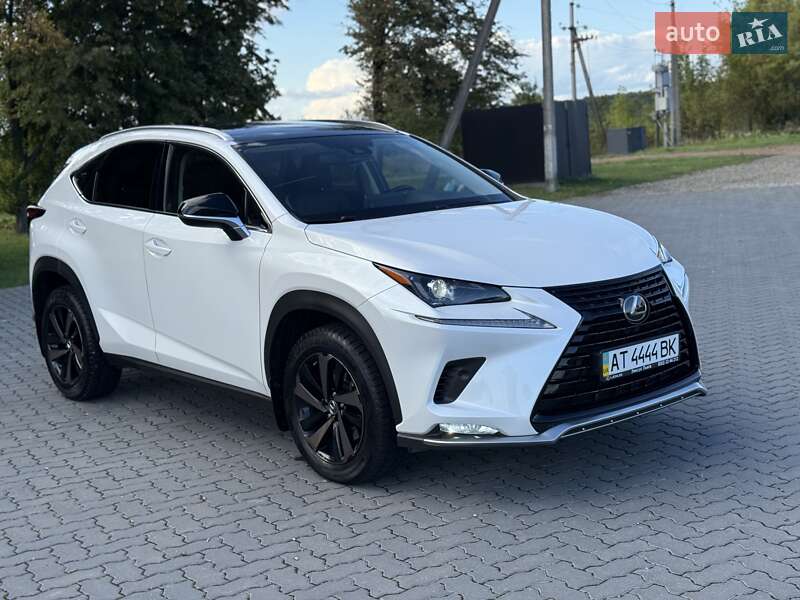Позашляховик / Кросовер Lexus NX 2020 в Івано-Франківську