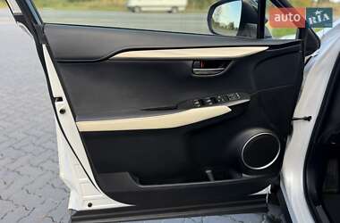 Внедорожник / Кроссовер Lexus NX 2020 в 