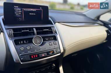 Внедорожник / Кроссовер Lexus NX 2020 в 