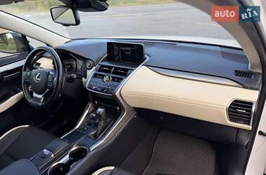 Внедорожник / Кроссовер Lexus NX 2020 в 