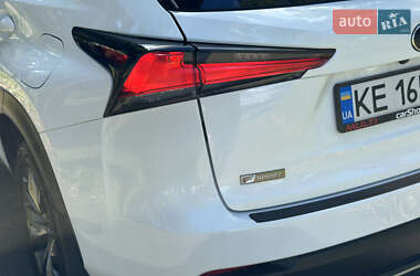 Внедорожник / Кроссовер Lexus NX 2021 в 