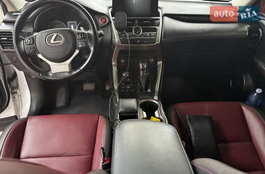 Внедорожник / Кроссовер Lexus NX 2018 в 