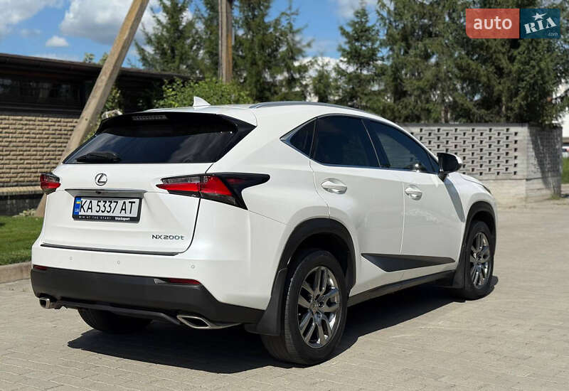 Позашляховик / Кросовер Lexus NX 2015 в Білій Церкві