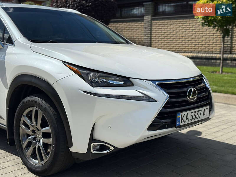 Позашляховик / Кросовер Lexus NX 2015 в Білій Церкві