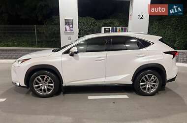 Позашляховик / Кросовер Lexus NX 2016 в 