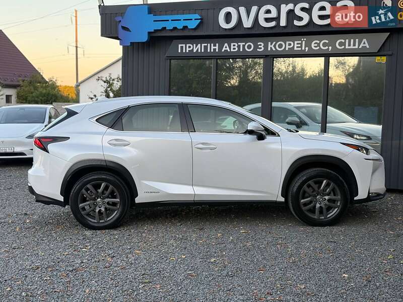 Внедорожник / Кроссовер Lexus NX 2014 в Хмельницком