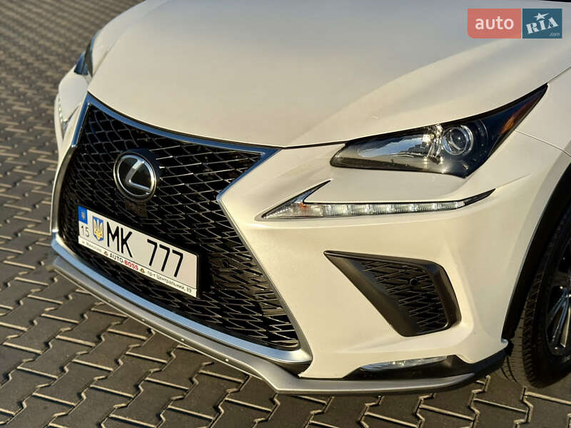 Позашляховик / Кросовер Lexus NX 2015 в Миколаєві