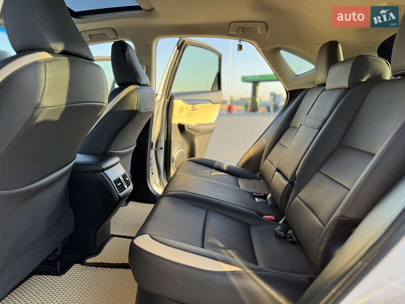 Позашляховик / Кросовер Lexus NX 2015 в Миколаєві