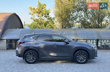 Внедорожник / Кроссовер Lexus NX 2022 в 
