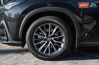 Внедорожник / Кроссовер Lexus NX 2022 в 