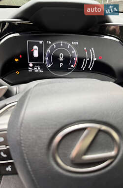 Позашляховик / Кросовер Lexus NX 2022 в 