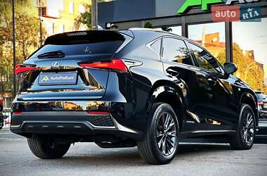 Внедорожник / Кроссовер Lexus NX 2020 в 