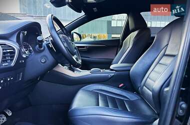 Внедорожник / Кроссовер Lexus NX 2020 в 