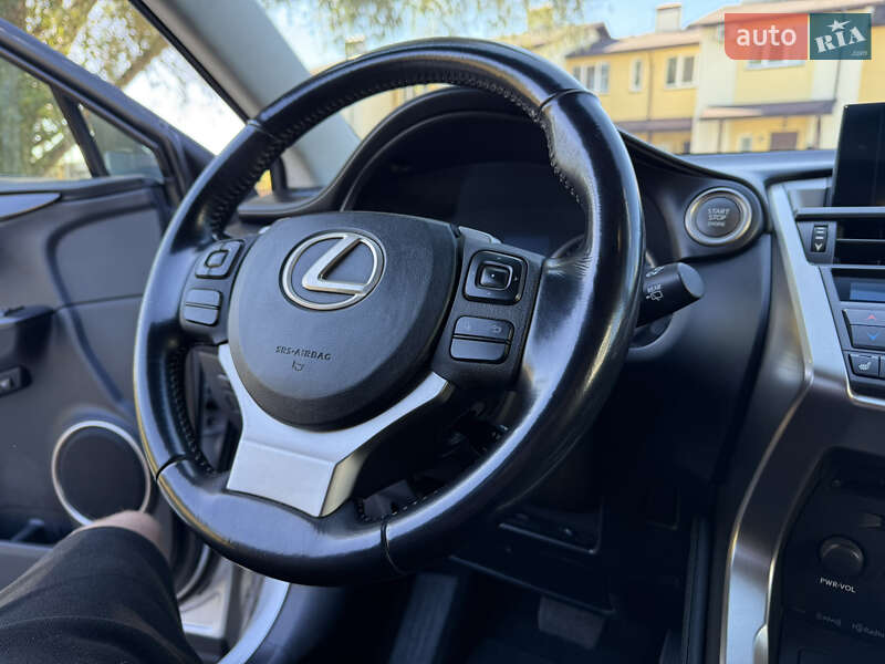 Внедорожник / Кроссовер Lexus NX 2015 в Киеве