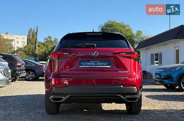 Позашляховик / Кросовер Lexus NX 2021 в 
