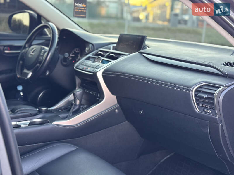 Внедорожник / Кроссовер Lexus NX 2016 в Виннице